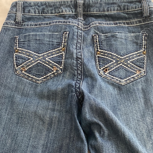 Venezia jean shorts - Picture 2 of 4